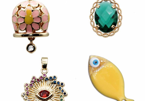 Charms e Ciondoli per Bigiotteria: Guida alla Scelta e agli Abbinamenti