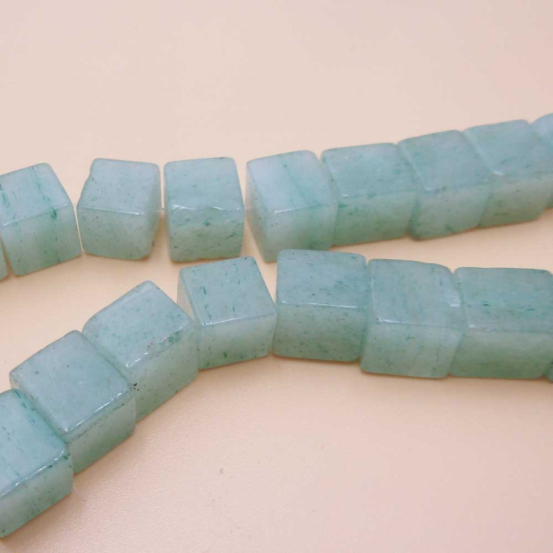 Avventurina cubo liscio 8.5 mm pacco 4 pz (cubo992a) - pietreeminuterie.com