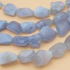 Calcedonio Pepita smussata 18/20 mm 2 pz - calc57pep - pietreeminuterie.com Calcedonio Pepita smussata 18/20 mm 2 pz (calc57pep) - pietreeminuterie.com