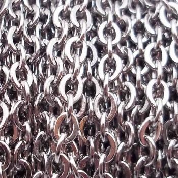 Catena in acciaio maglia ovale 3x2.2 mm pacco 1 metro