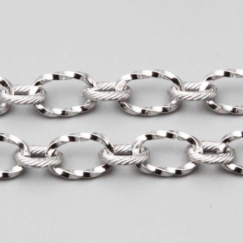 Catena in acciaio doppia maglia intagliata conf.50 cm (int-2882a) - pietreeminuterie.com