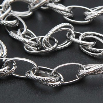 Catena in acciaio ovale doppia maglia intagliata 14x8 mm 50 cm