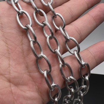 Catena in acciaio ovale striata 14x9.5 mm 50 cm