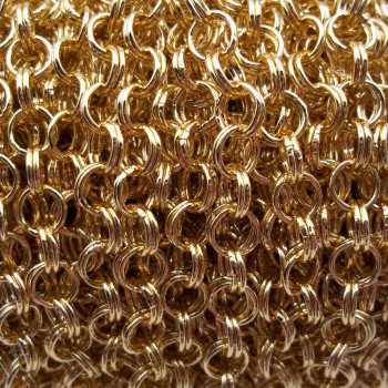 Catena in alluminio oro doppia maglia 5.5 mm 1 mt Catena in alluminio oro doppia maglia 5.5 mm 1 mt