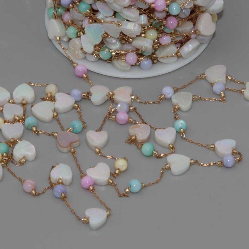 Catena in acciaio oro con madreperla cuore e palline conf.50 cm (mad-s014) - pietreeminuterie.com