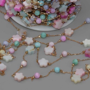 Catena in acciaio oro con madreperla fiore e palline conf.50 cm