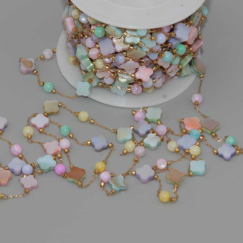 Catena in acciaio oro con madreperla quadrifoglio e palline conf.50 cm (mad-s013) - pietreeminuterie.com