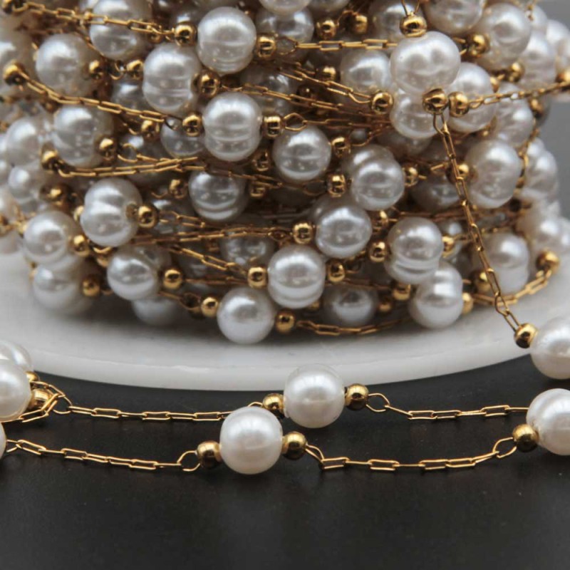 Catena in acciaio oro con perle tonde 6 mm conf. 50 cm (acc-per8to) - pietreeminuterie.com