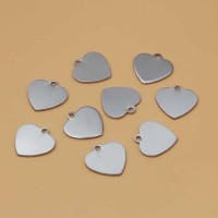 Charms in acciaio cuore 13.5 mm 10 pz