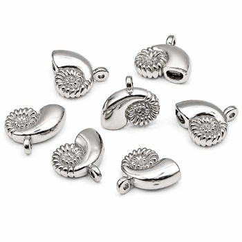 Charms acciaio conchiglia 3D 15x14 mm conf. 4 pz