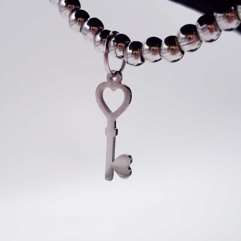 Charms chiavetta acciaio 17.8x6 mm 1 pz (luc1012) - pietreeminuterie.com