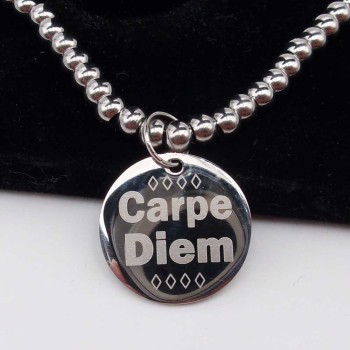 Ciondolo acciaio scritta carpe diem 17.5 mm 1 pz