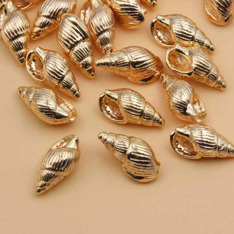 Charms conchiglia Gold plated 18 mm 1 pz (11-2-68) - pietreeminuterie.com