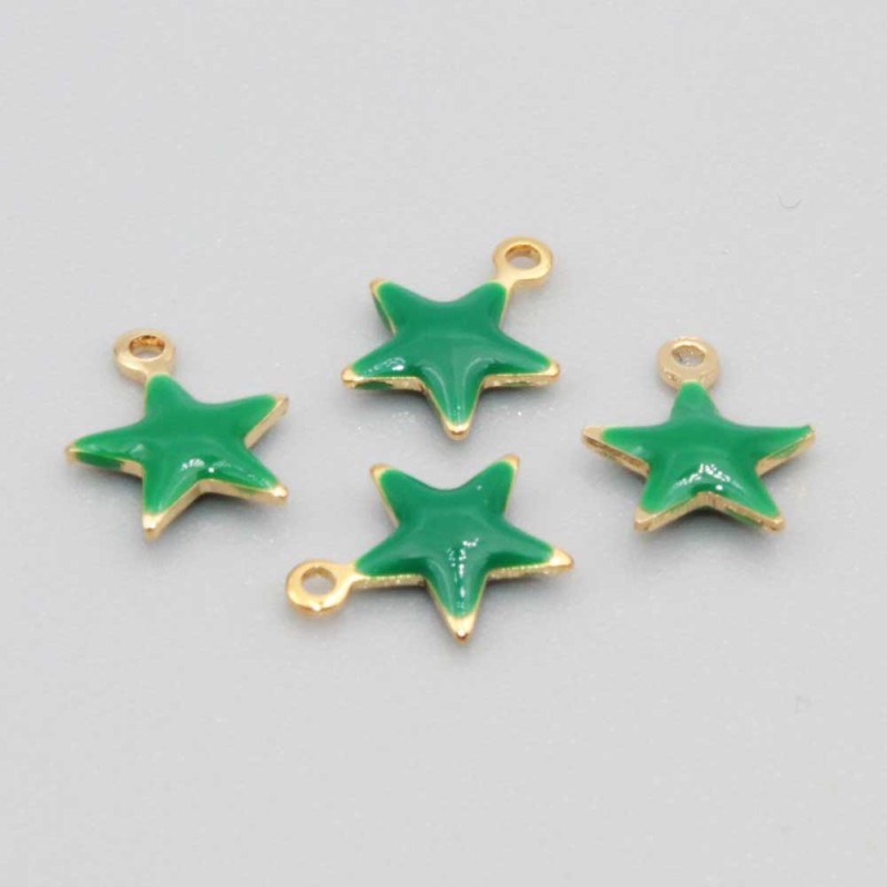 Charms stella acciaio oro smaltato verde 8.5 mm conf. 5 pz (star-1x24) - pietreeminuterie.com