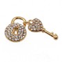 Ciondolo in acciaio chiave lucchetto oro con strass 16 mm conf. 1 pz