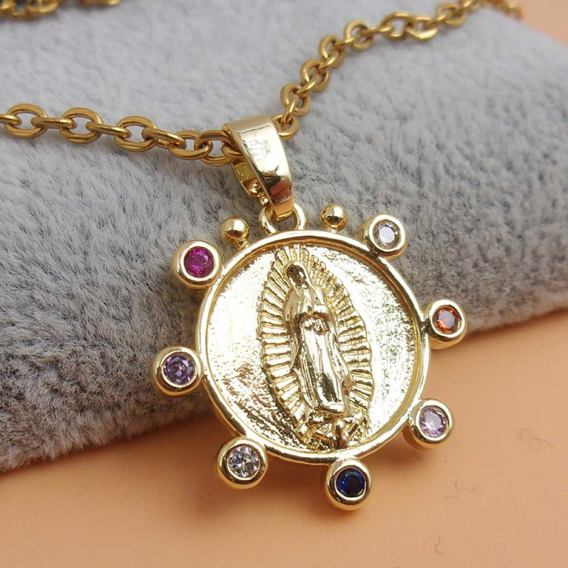 Ciondolo oro sacro strass colorati 20 mm 1 pz (haoo10zz) - pietreeminuterie.com