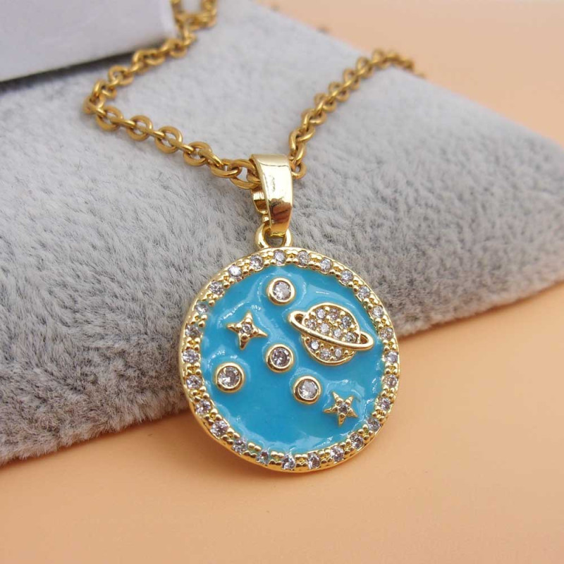 Ciondolo oro strass pianeti 18 mm smaltato azzurro 1 pz (pian18mcr) - pietreeminuterie.com