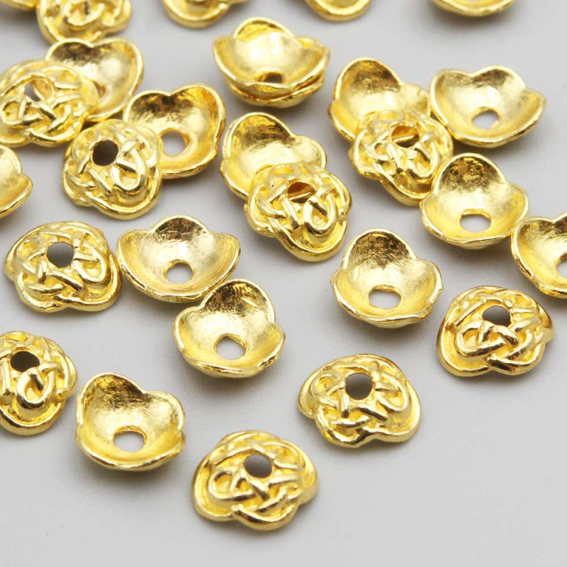Coppette oro 10.5 mm decorate 30 pz (gold6cops) - pietreeminuterie.com