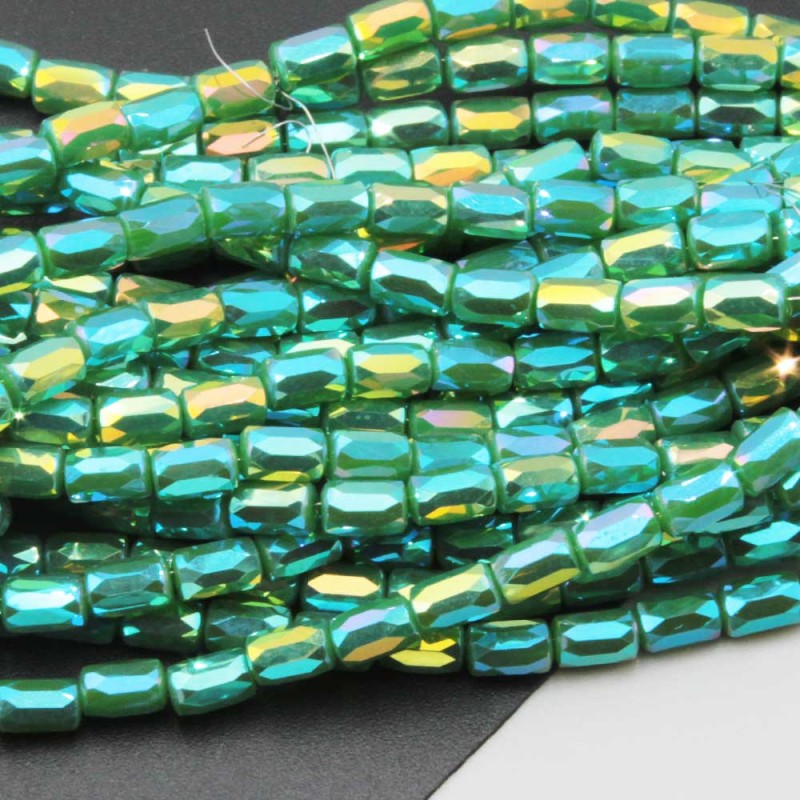 Cristalli colonna 6x4 mm base verde, boreale A/B grado A++ filo 45 cm (bs-cr003) - pietreeminuterie.com