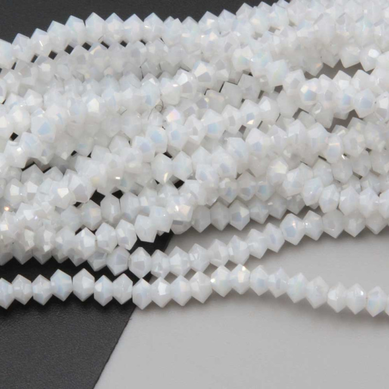 Cristalli bicono 4x3 mm bianchi a/b filo 40 cm (bic-4x3wit) - pietreeminuterie.com