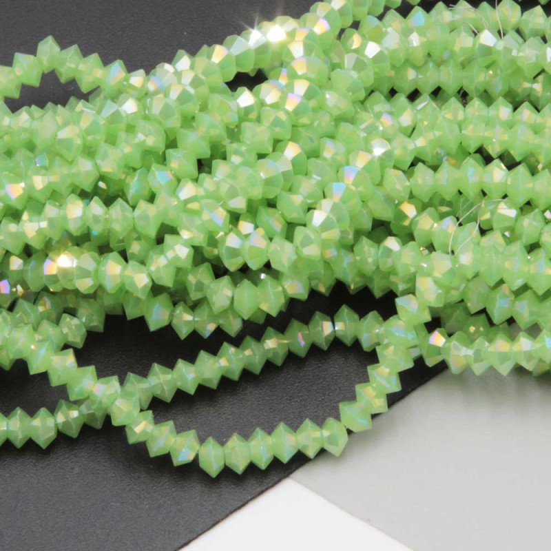 Cristalli bicono 4x3 mm light green a/b filo 40 cm (bic-vt3x4) - pietreeminuterie.com