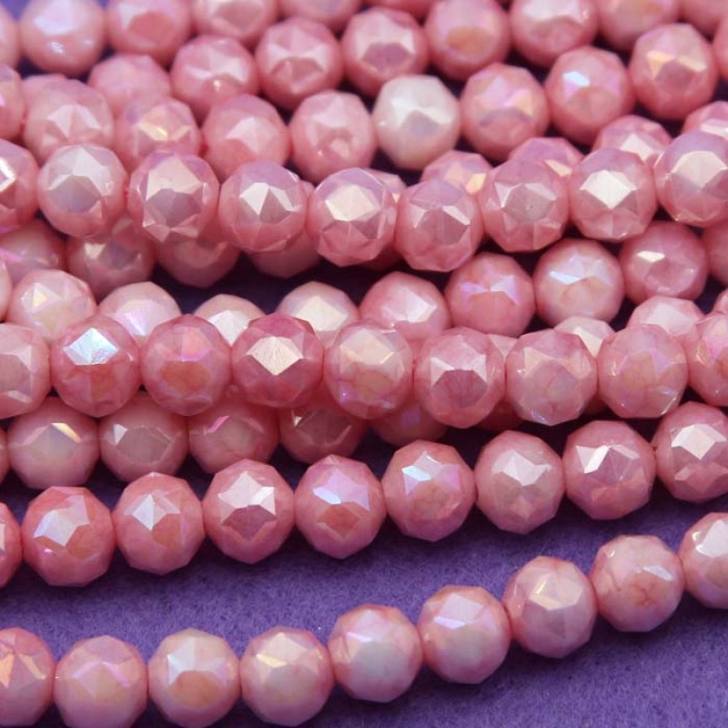 Cristalli diamond cut rosa 6 mm filo 40 cm Cristalli diamond cut rosa 6 mm filo 40 cm