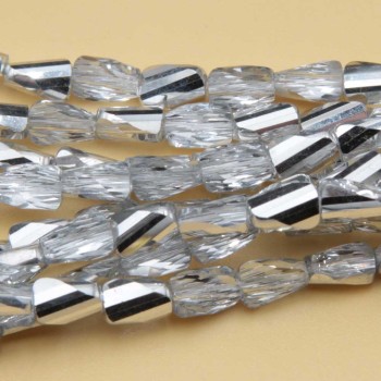 Cristalli rettangolo twister argento A/B 6.5x4 mm filo 55 cm Cristalli rettangolo twister argento A/B 6.5x4 mm filo 55 cm