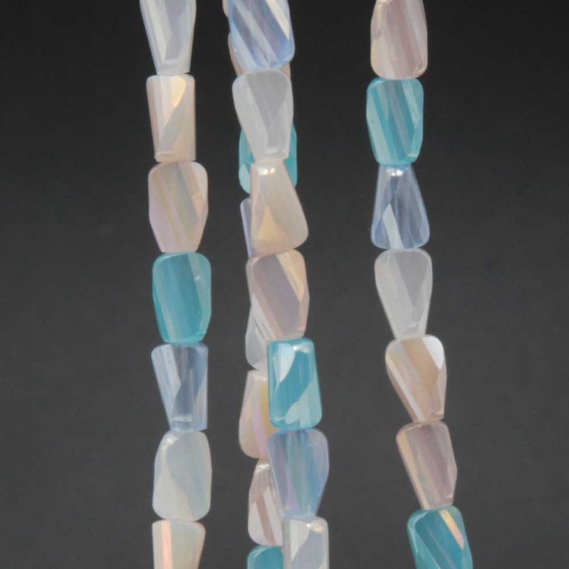 Cristalli rettangolo twister multicolor A/B 6.5x4 mm filo 55 cm - cri-0a027 - pietreeminuterie.com Cristalli rettangolo twister multicolor A/B 6.5x4 mm filo 55 cm (cri-0a027) - pietreeminuterie.com