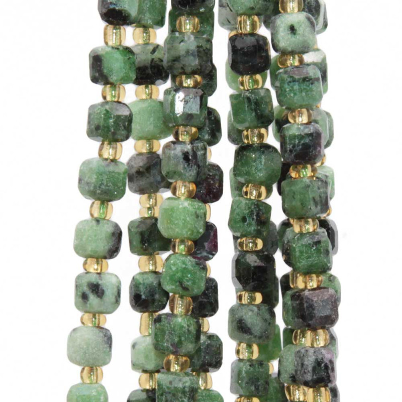 Pietre dure cubi sfac. rubizoisite 5 mm grado A+++ filo 40 cm (cub11103) - pietreeminuterie.com