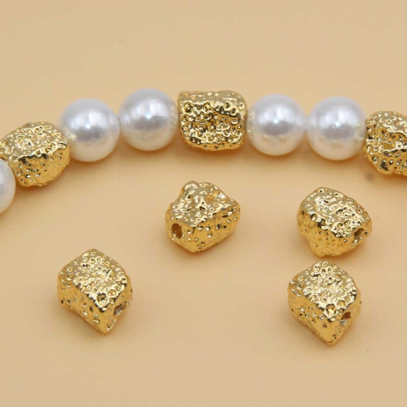 Distanziatori pepite grezze gold plated 7x5 mm 10 pz (fat-100-4) - pietreeminuterie.com