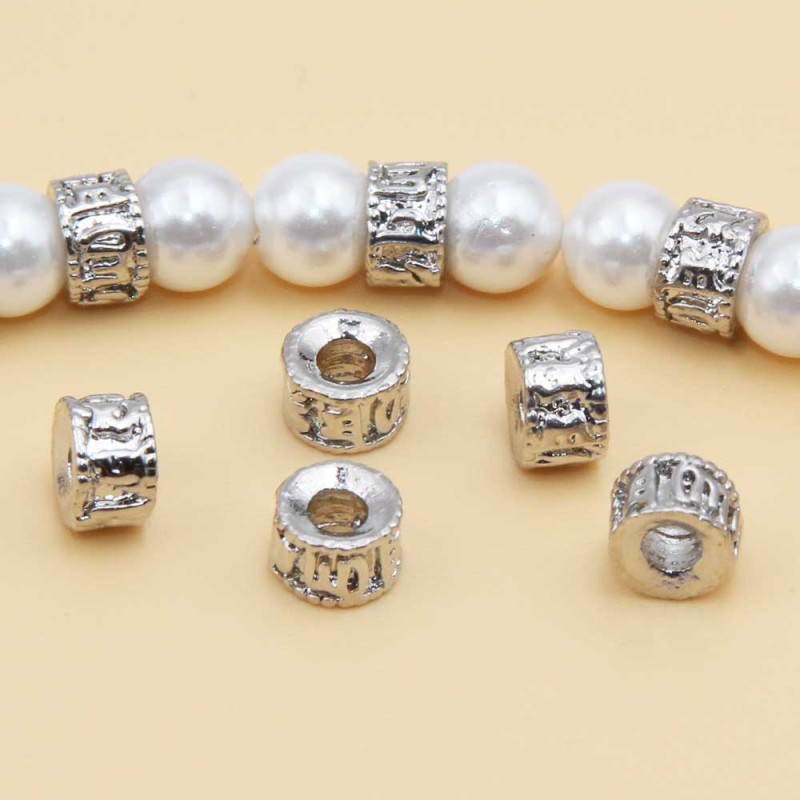 Distanziatori white gold plated rondelle decorate 6x4 mm 25 pz - 6288-1-z1 - pietreeminuterie.com Distanziatori white gold plated rondelle decorate 6x4 mm 25 pz (6288-1-z1) - pietreeminuterie.com