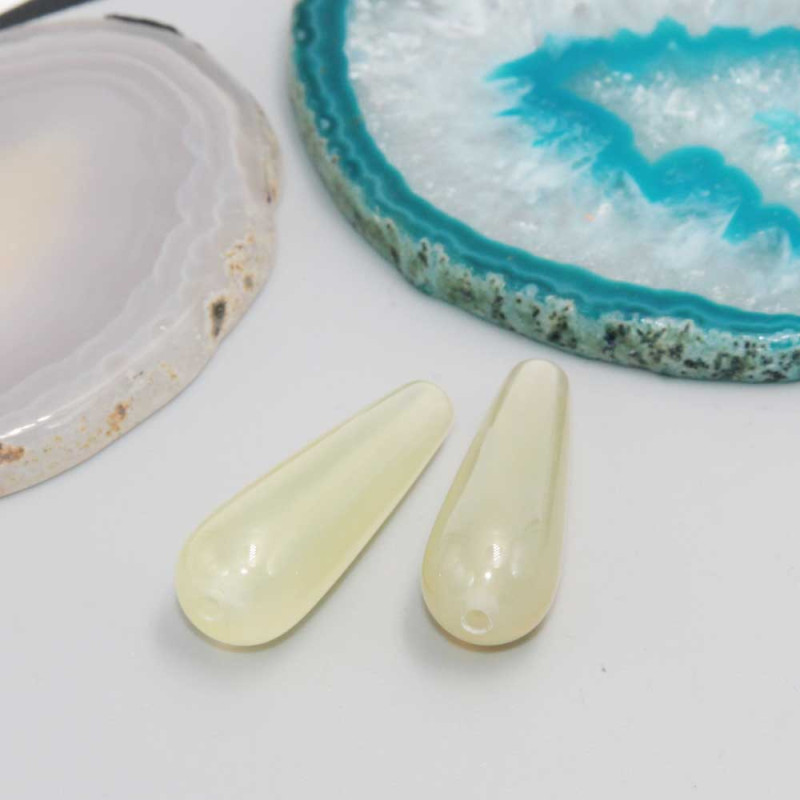 Gocce lisce giada verde 28x10 mm conf. 2 pz (gg-g622) - pietreeminuterie.com