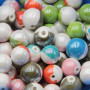 Lotto n. p39938 perline ceramica 15/17 mm mix colori con. 150 grammi