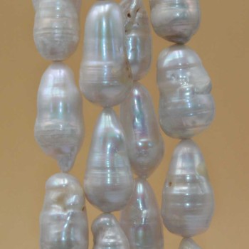 Perle di fiume gocce irregolari 22x11 mm bianche 2 pz