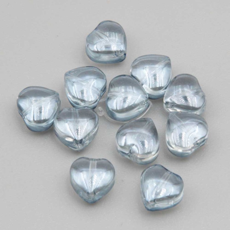 Perline cristalli cuore 8 mm celeste chiaro filo 35 cm (heart-0gr) - pietreeminuterie.com