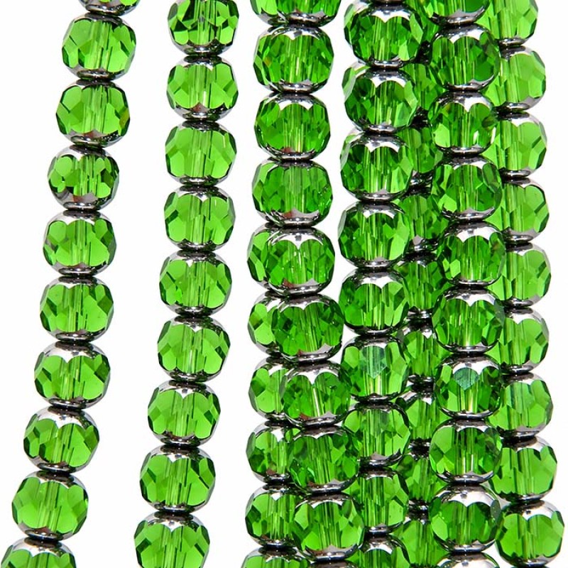 Cristalli diamond cut silver edge sfac. 8 mm verde chiaro filo 40 cm Cristalli diamond cut silver edge sfac. 8 mm verde chiaro filo 40 cm