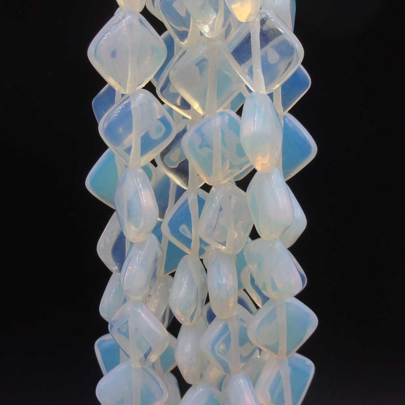 Pietra di luna rombo liscio 14 mm pacco 10 pz (pluna14) - pietreeminuterie.com