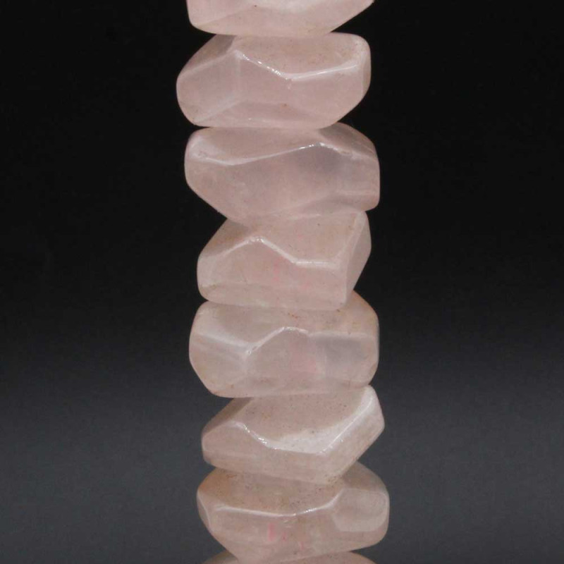 Quarzo rosa pepita piatta foro centrale 22x9 mm 2 pz (qu19c7100) - pietreeminuterie.com