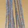 Perline in vetro tubicino 2.2x1.5 mm celeste chiaro rosa antico filo 40 cm