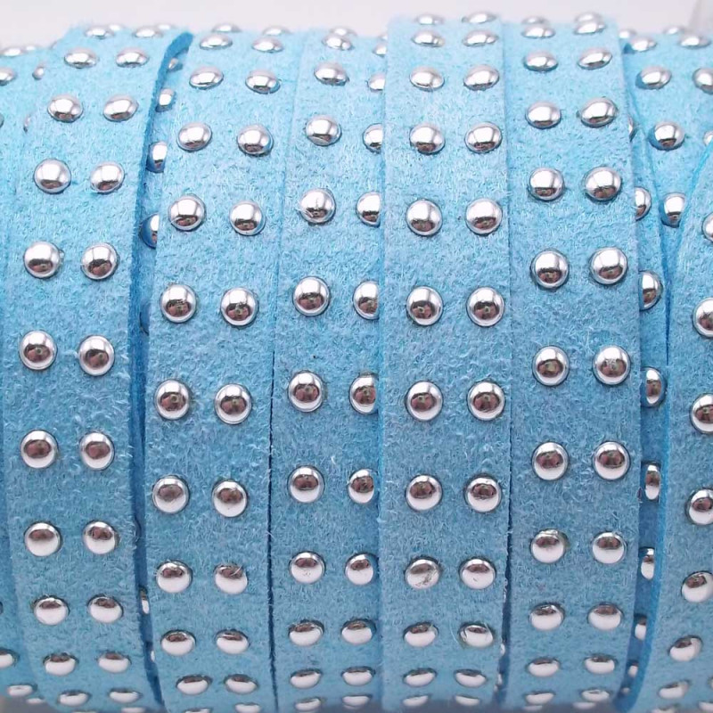 Laccetto in alcantara borchiato azzurro 10 mm pacco 1 metro (zf037) - pietreeminuterie.com