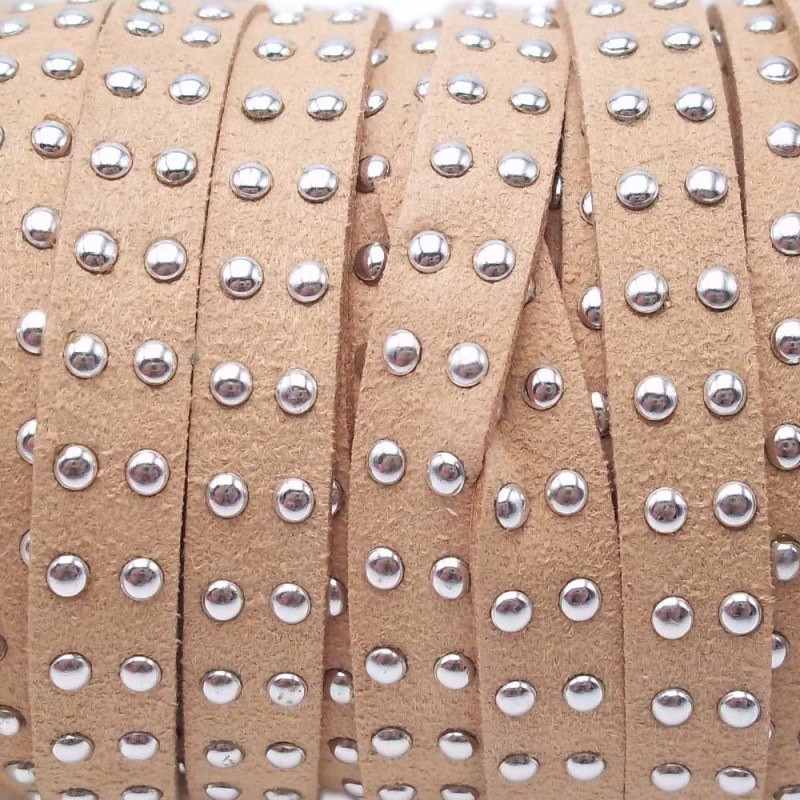 Laccetto in alcantara borchiato nocciola 10 mm pacco 1 metro (zf035) - pietreeminuterie.com