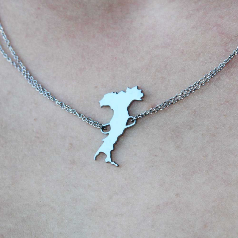 PENDENTE IN ACCIAIO FORMA ITALIA 27 MM 1 PZ (Pk1413) - pietreeminuterie.com