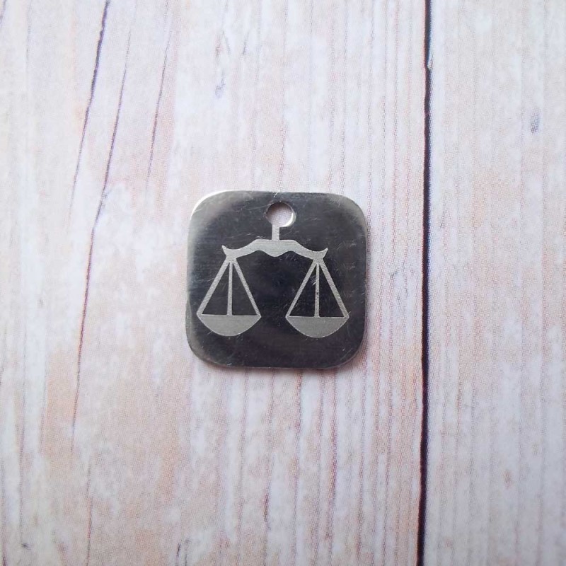 Charms con segno zodiacale inciso a laser Bilancia 15 mm pacco da 1 pezzo (Seg5005) - pietreeminuterie.com